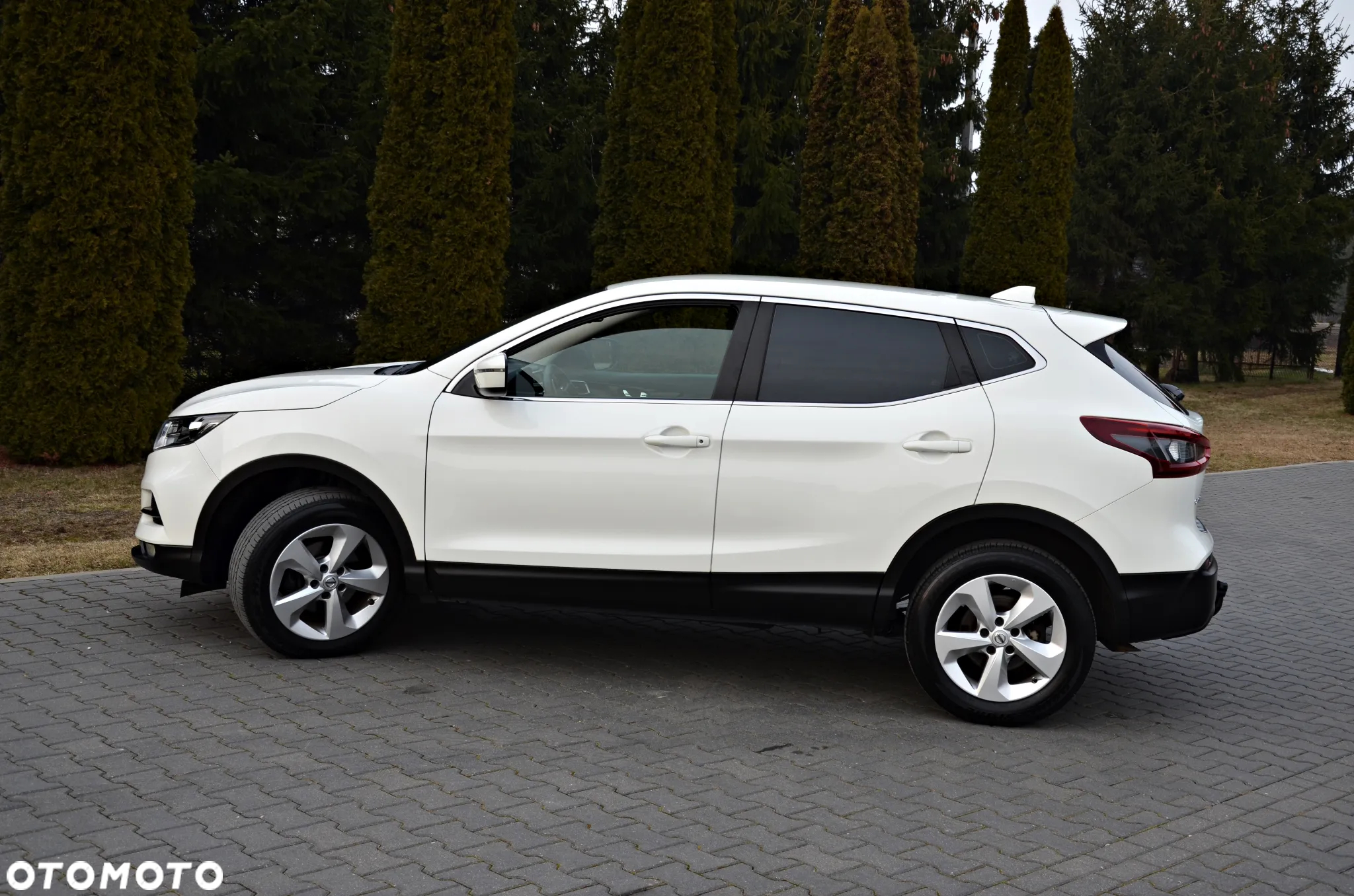 Nissan Qashqai 1.3 DIG-T DCT TEKNA - 22