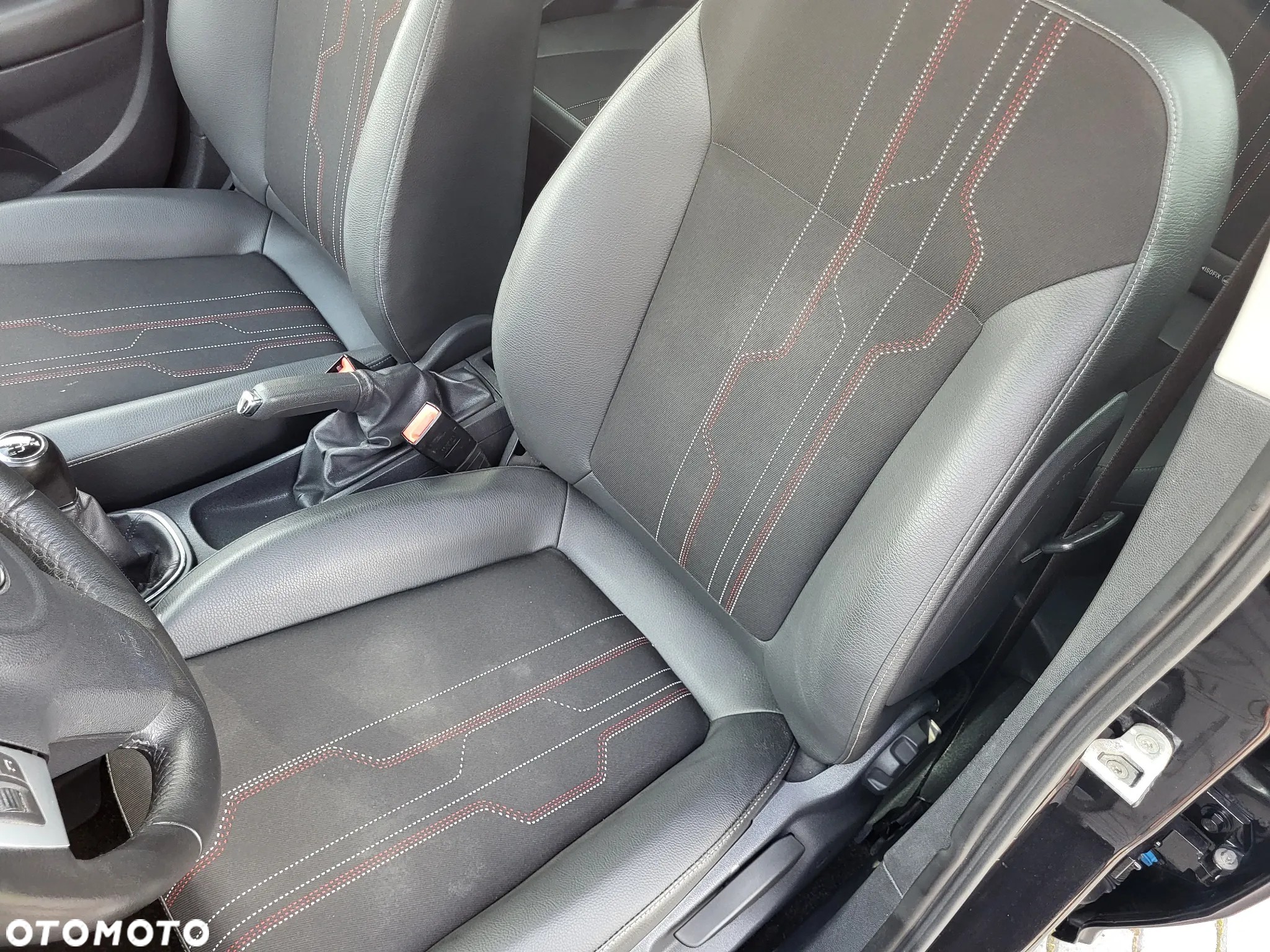 Opel Corsa 1.4 16V 150 Jahre - 26