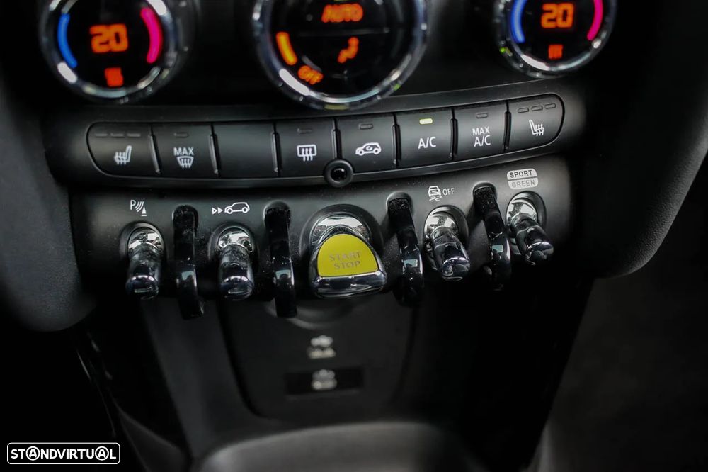 MINI 3 Portas Cooper SE Collection - 16