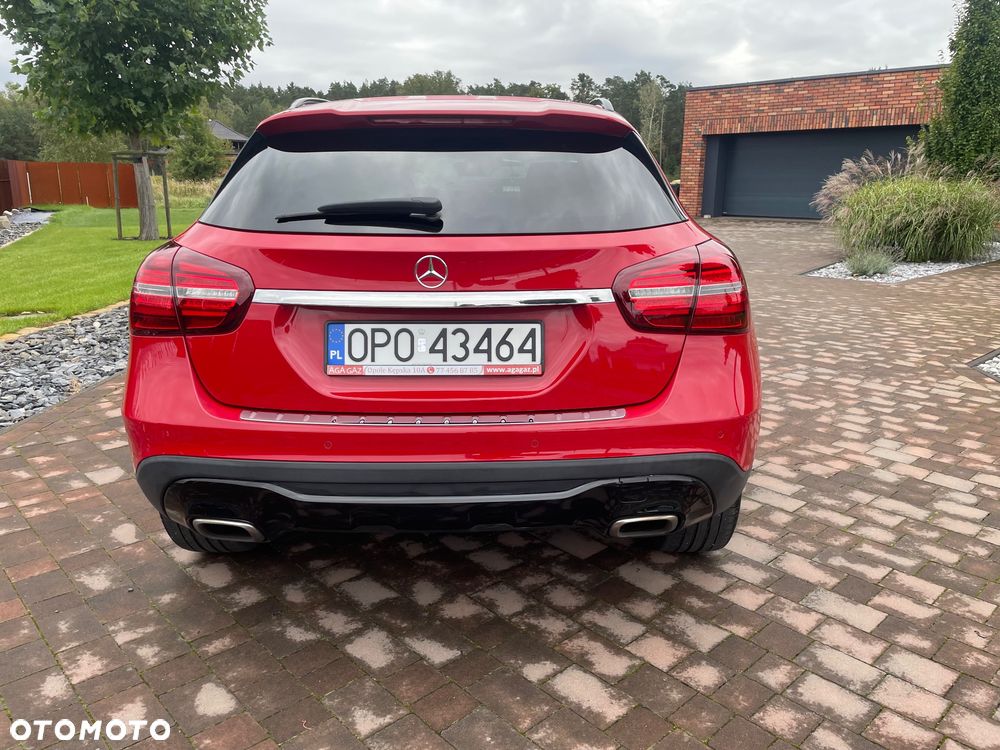Mercedes-Benz GLA 200 7G-DCT Urban - 7