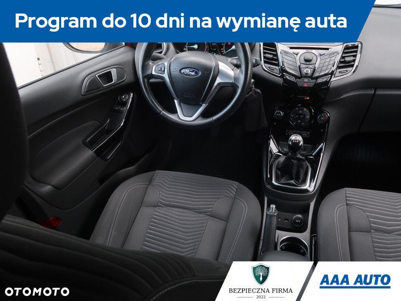 Ford Fiesta - 8