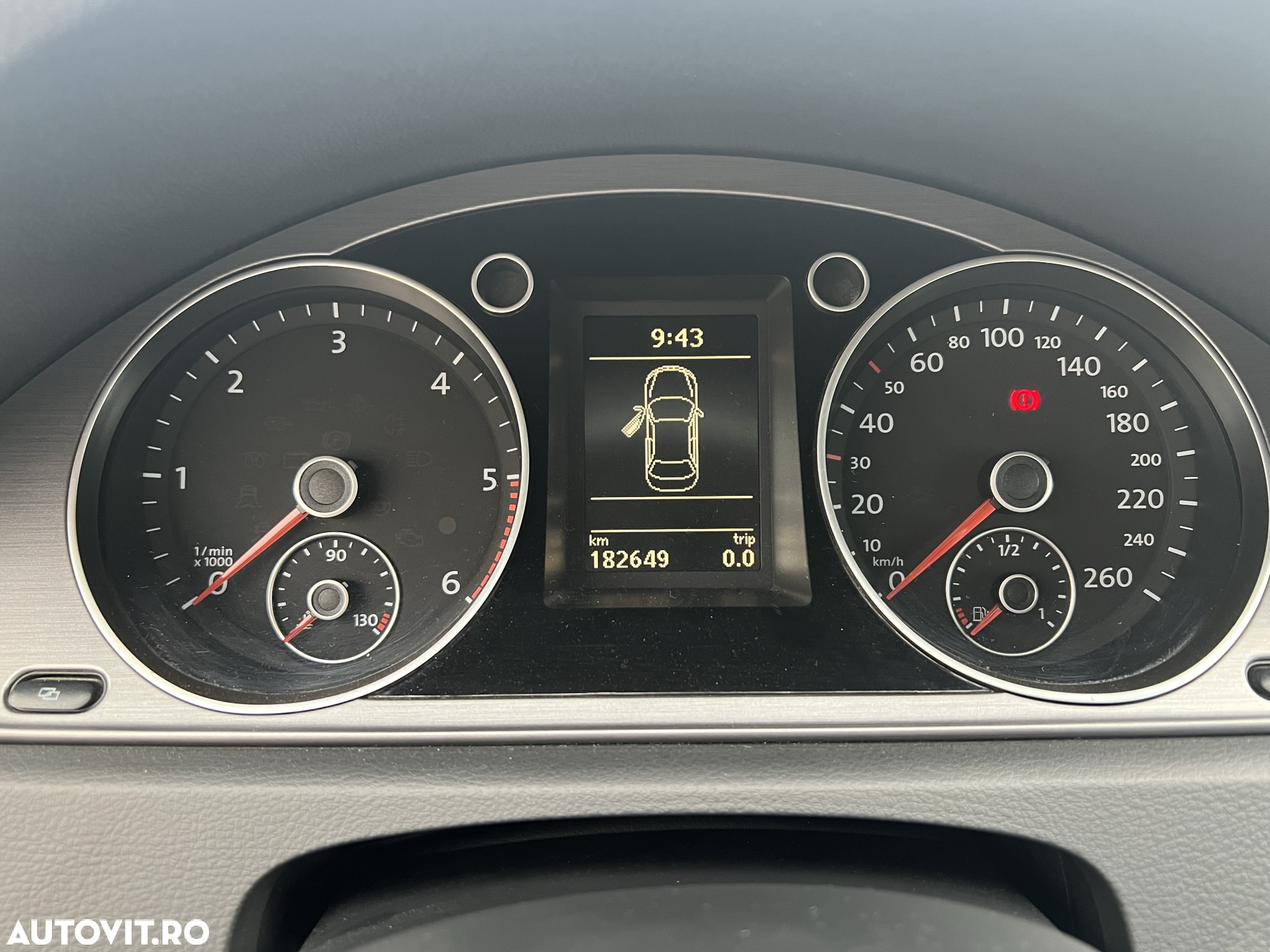 Volkswagen Passat - 10
