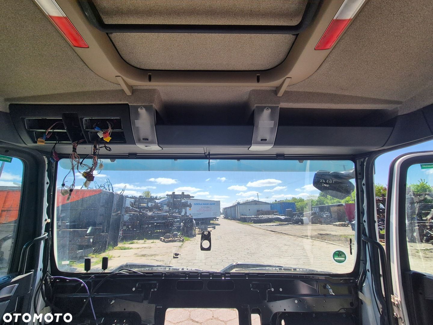 PÓŁKA GÓRNA SCHOWKI SCHOWEK MAN TGS EURO 6 LIFT NISKA KABINA - 1