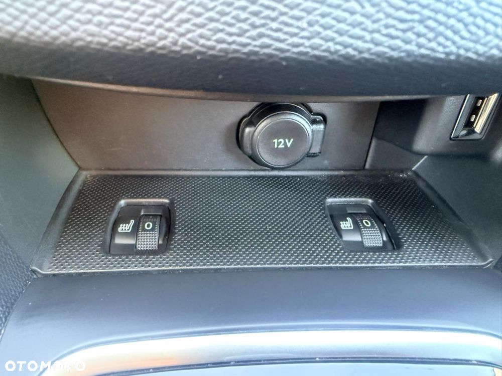 Peugeot 308 1.5 BlueHDi Allure Pack S&S EAT8 - 17