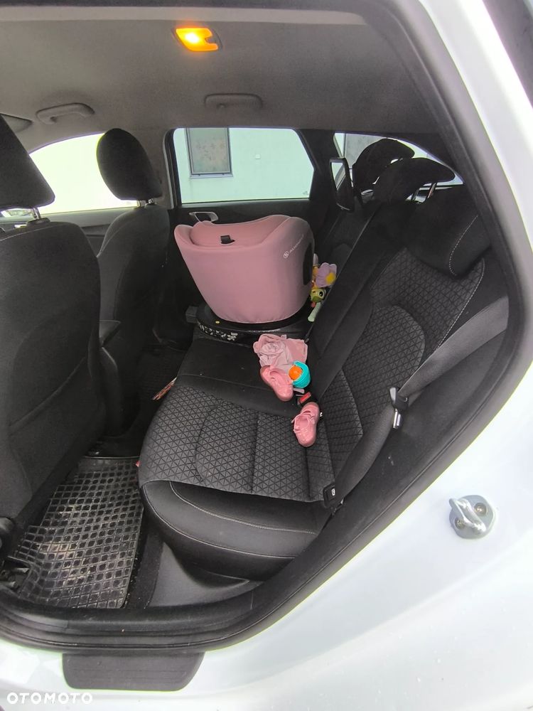 Kia Ceed 1.6 CRDi SCR L - 9