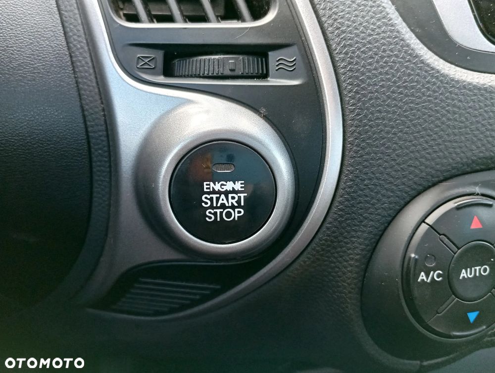 Hyundai ix35 1.7 CRDi Premium 2WD - 13