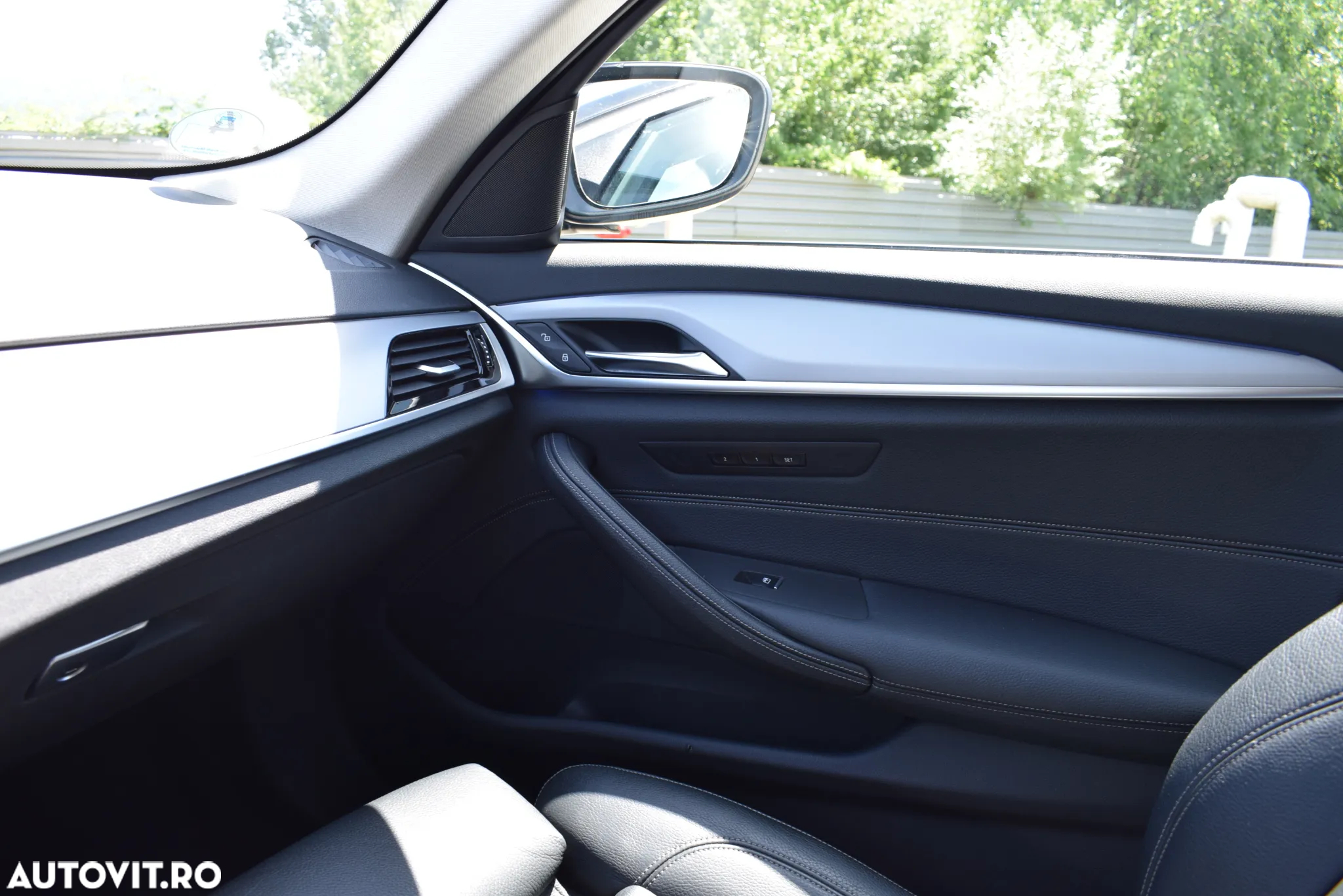BMW Seria 5 530e iPerformance Aut. - 26