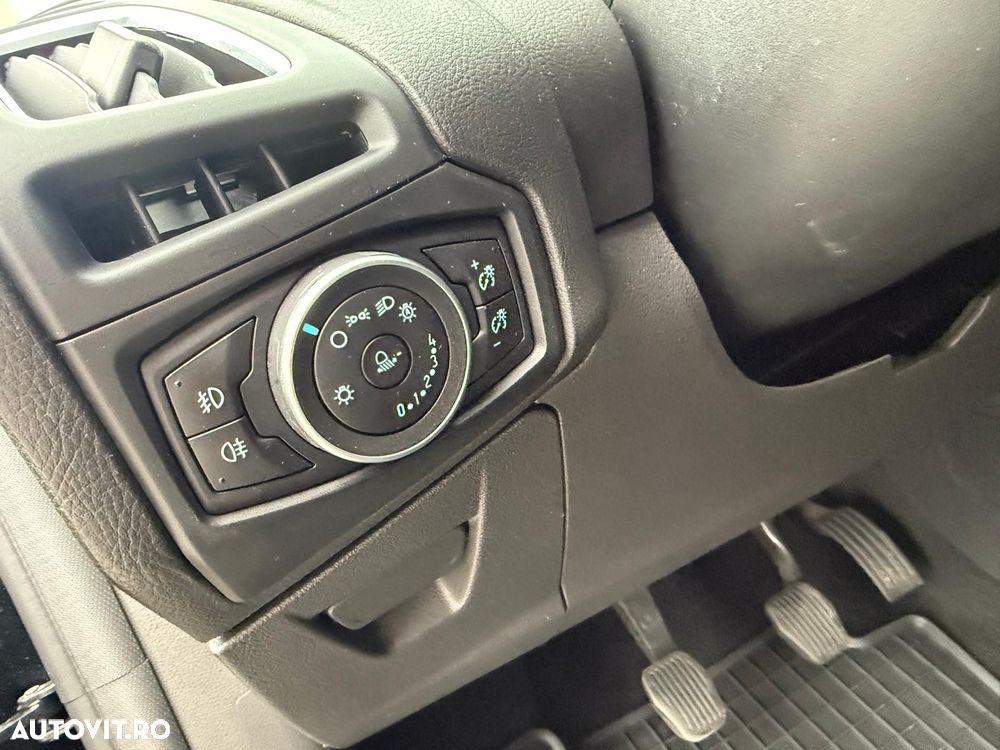 Ford Focus 1.5 TDCi DPF Start-Stopp-System Titanium - 10