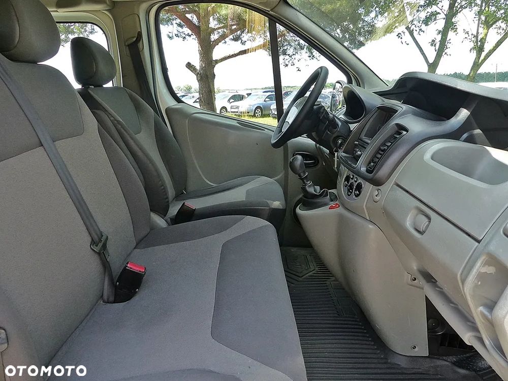 Renault Trafic - 28