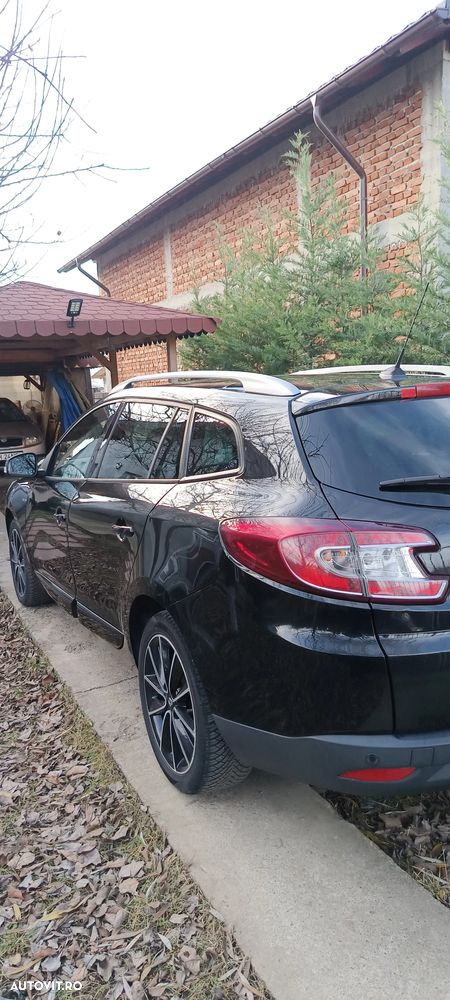 Renault Megane ENERGY dCi 110 Start & Stop Bose Edition - 5