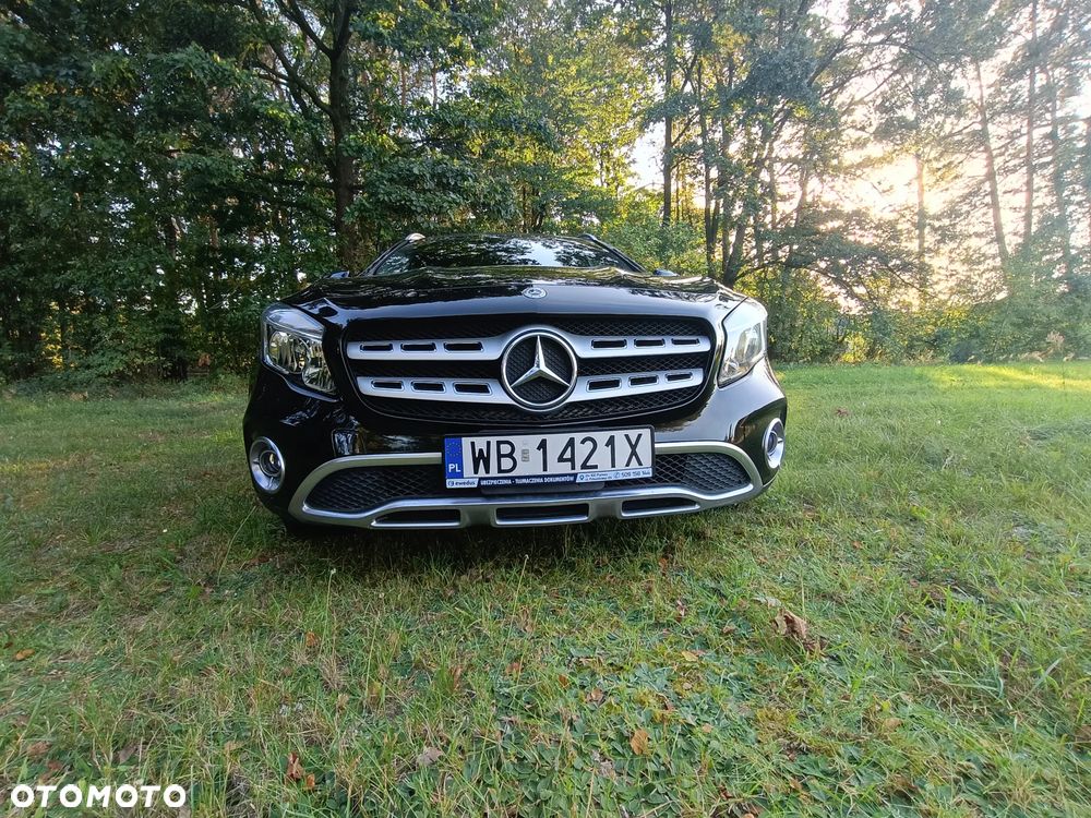 Mercedes-Benz GLA 250 4-Matic AMG Line - 12