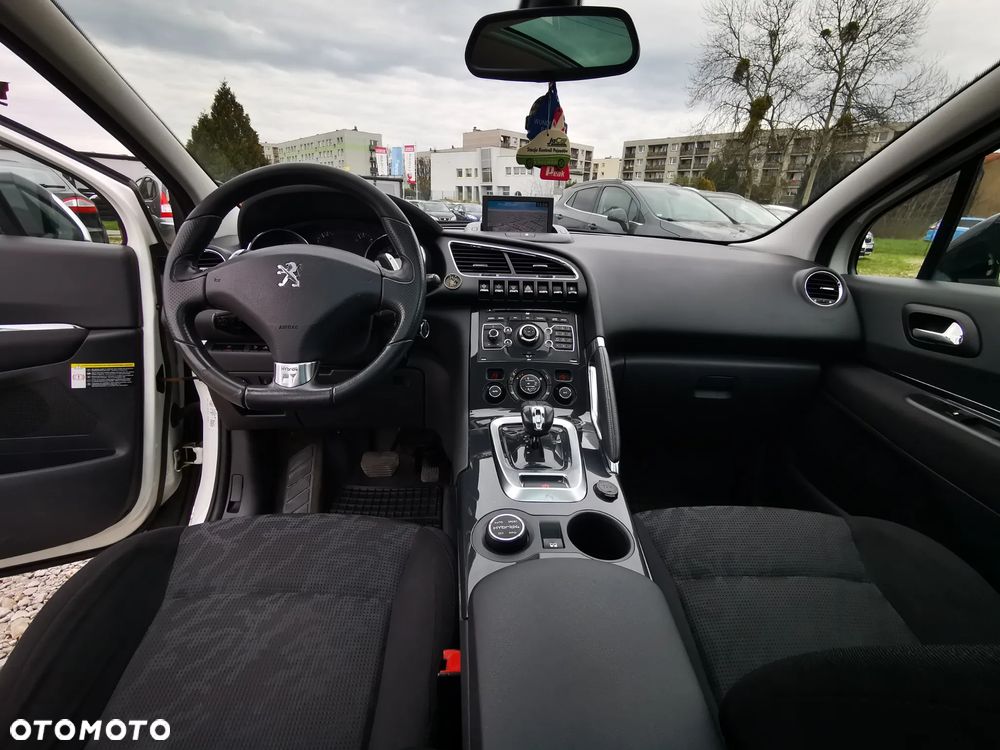Peugeot 3008 2.0 HDi HYbrid4 - 9
