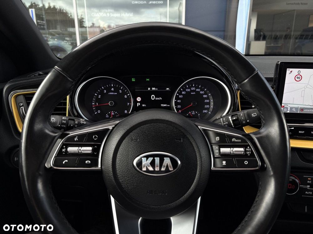 Kia XCeed - 19