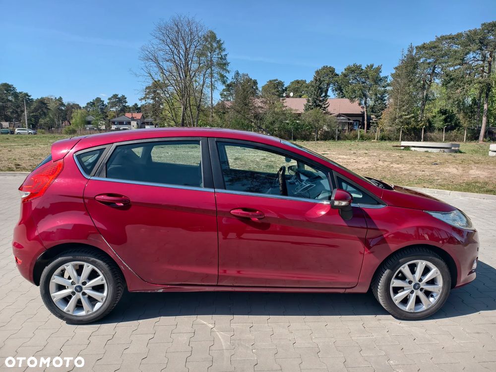 Ford Fiesta 1.4 Ghia - 5