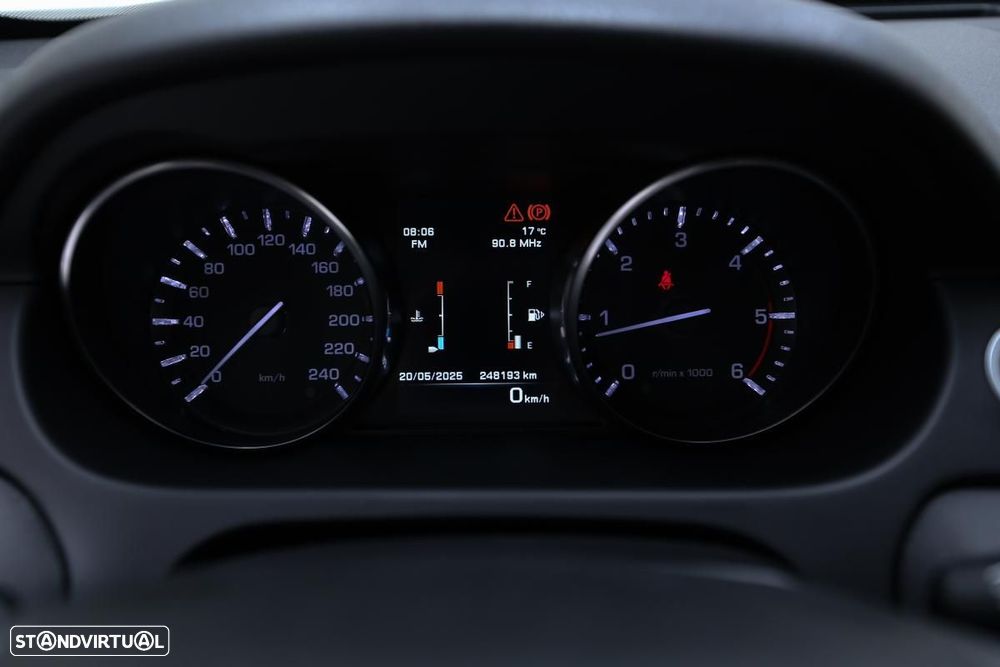 Land Rover Discovery Sport - 18