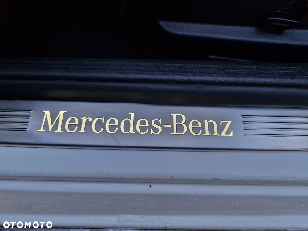 Mercedes-Benz Klasa C 180 Business Edition 9G-TRONIC - 23