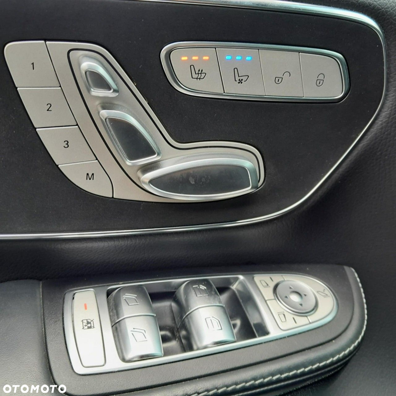 Mercedes-Benz Klasa V - 22