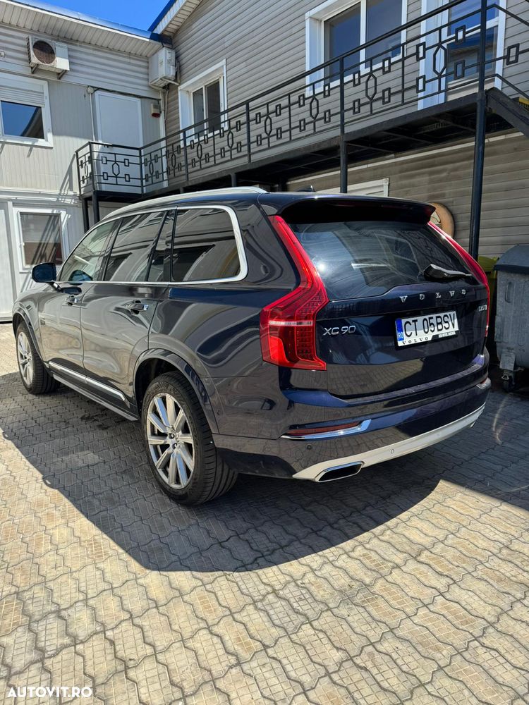Volvo XC 90 - 3