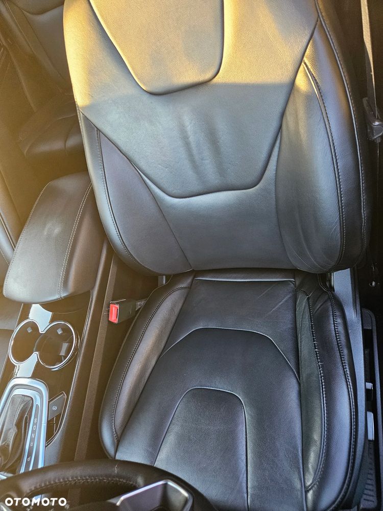 Ford Edge - 24