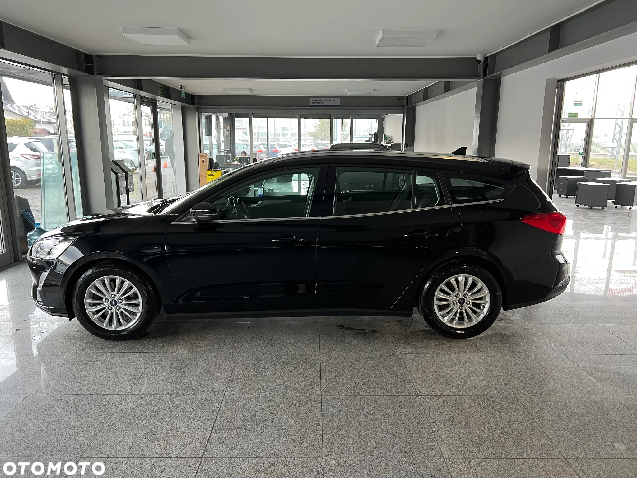 Ford Focus 1.0 EcoBoost Titanium Business - 9