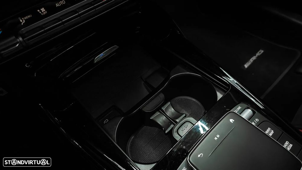 Mercedes-Benz CLA 45 AMG S 4Matic+ Speedshift 8G-D - 36