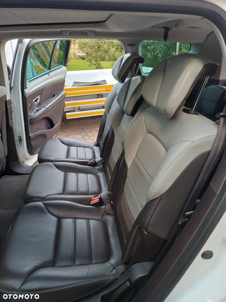 Renault Espace 1.6 dCi Energy Initiale Paris EDC 7os - 32