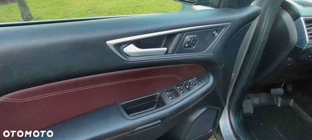 Ford Edge 2.0 EcoBlue Bi-Turbo 4x4 Titanium - 15