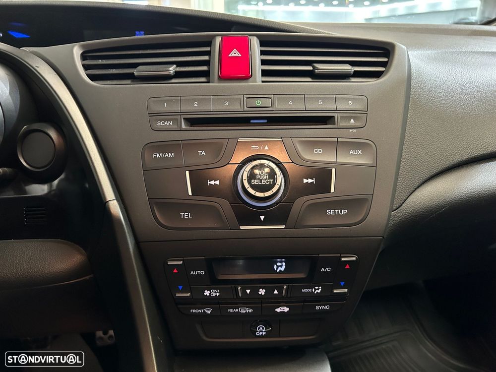 Honda Civic 1.4 i-VTEC Sport - 26