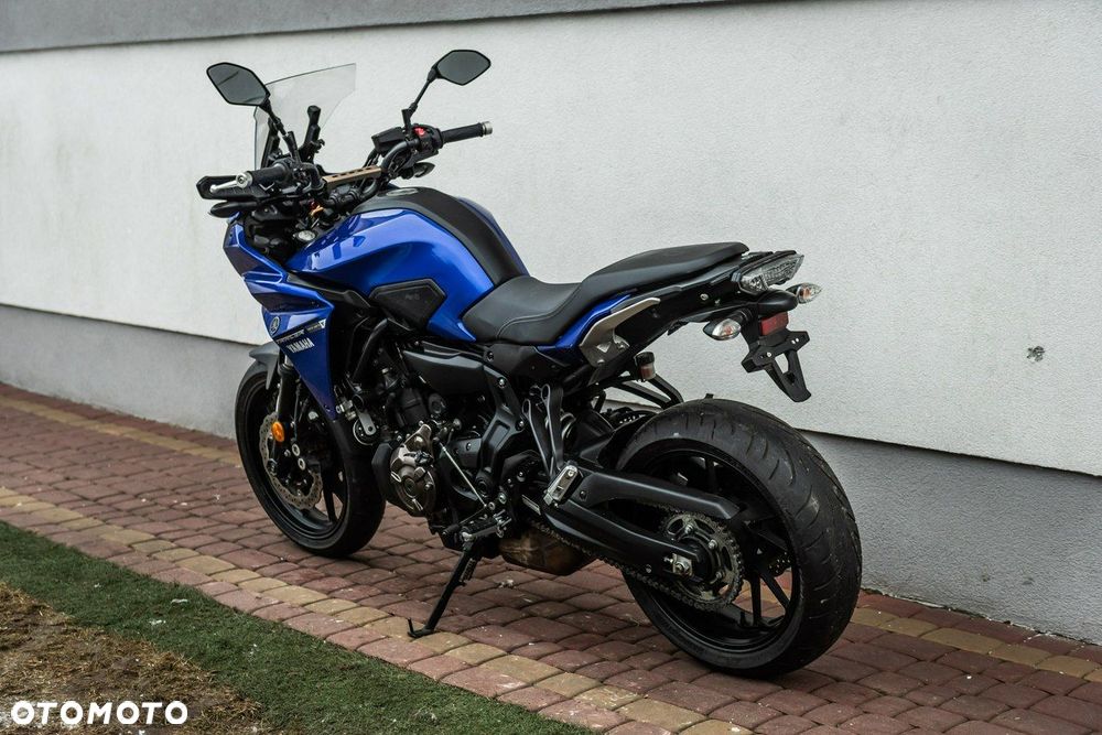 Yamaha MT - 6