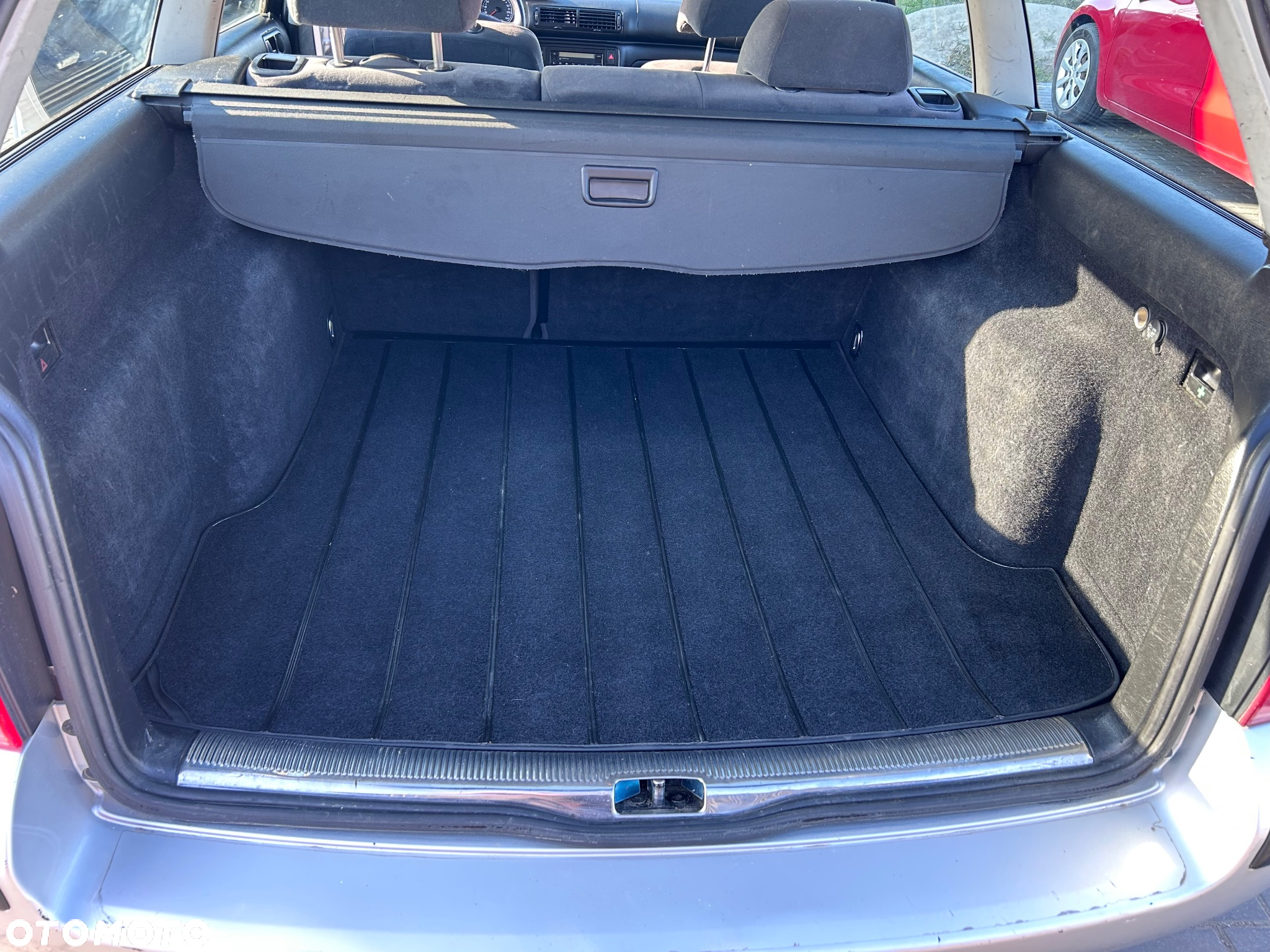 Volkswagen Passat - 11