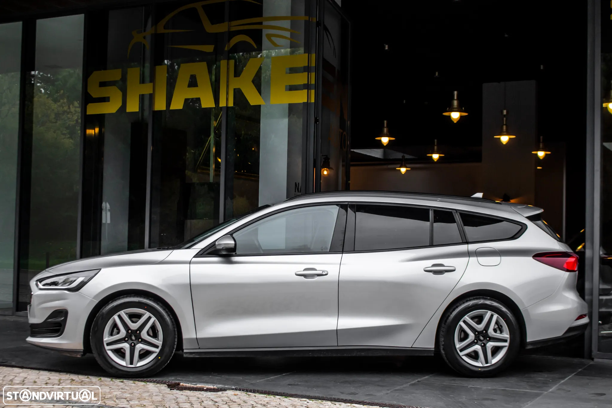 Ford Focus SW 1.0 EcoBoost Business - 2