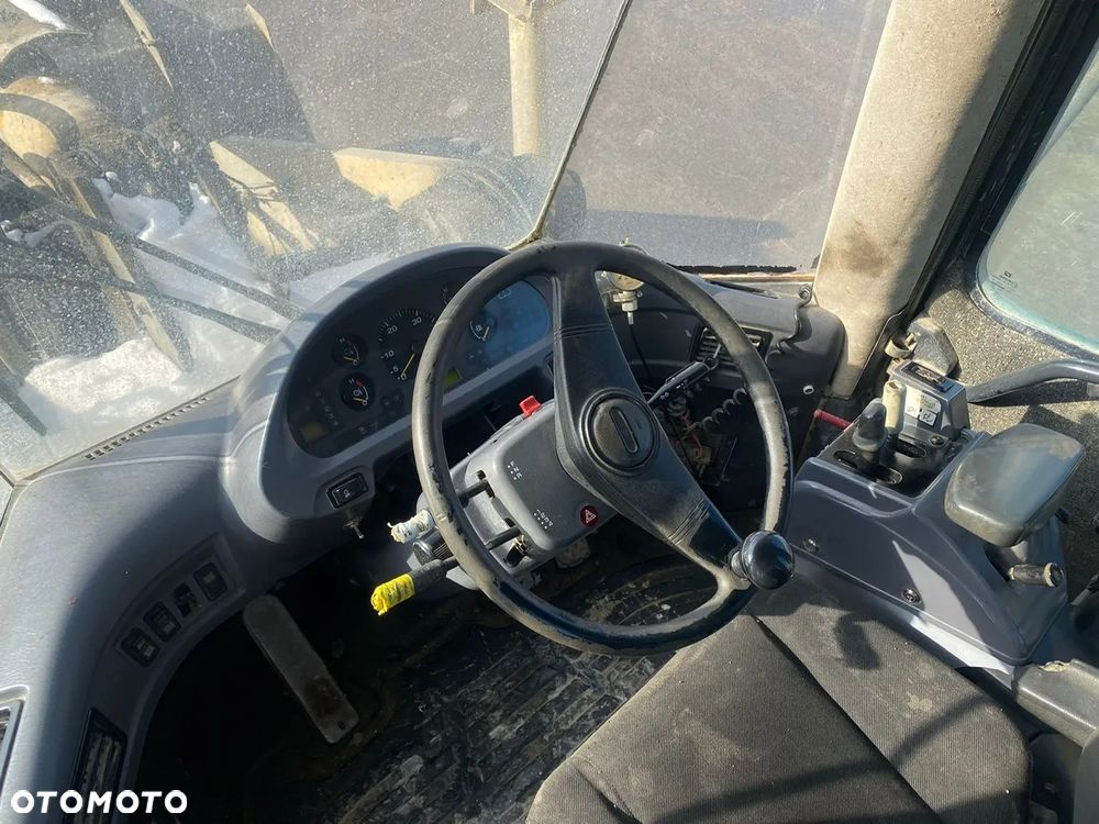 Komatsu WA380-5H / 2004 / 20700 kg - 19