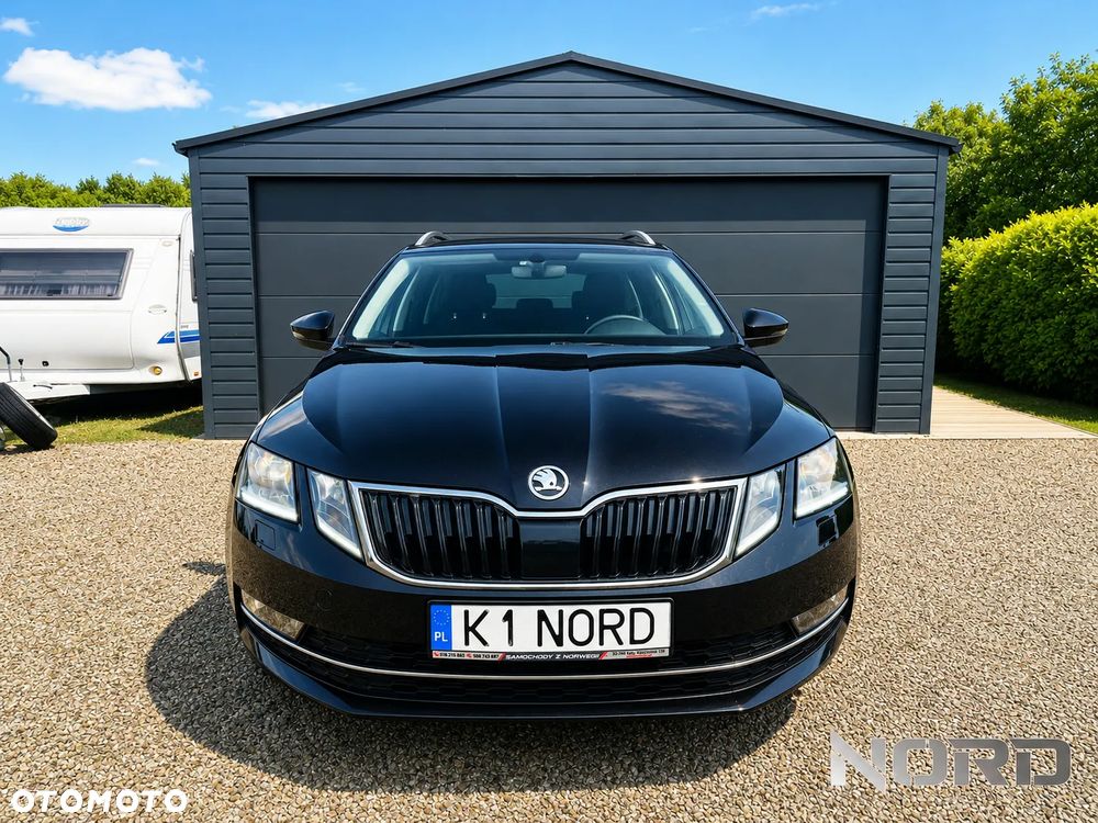 Skoda Octavia 1.8 TSI DSG Style - 5