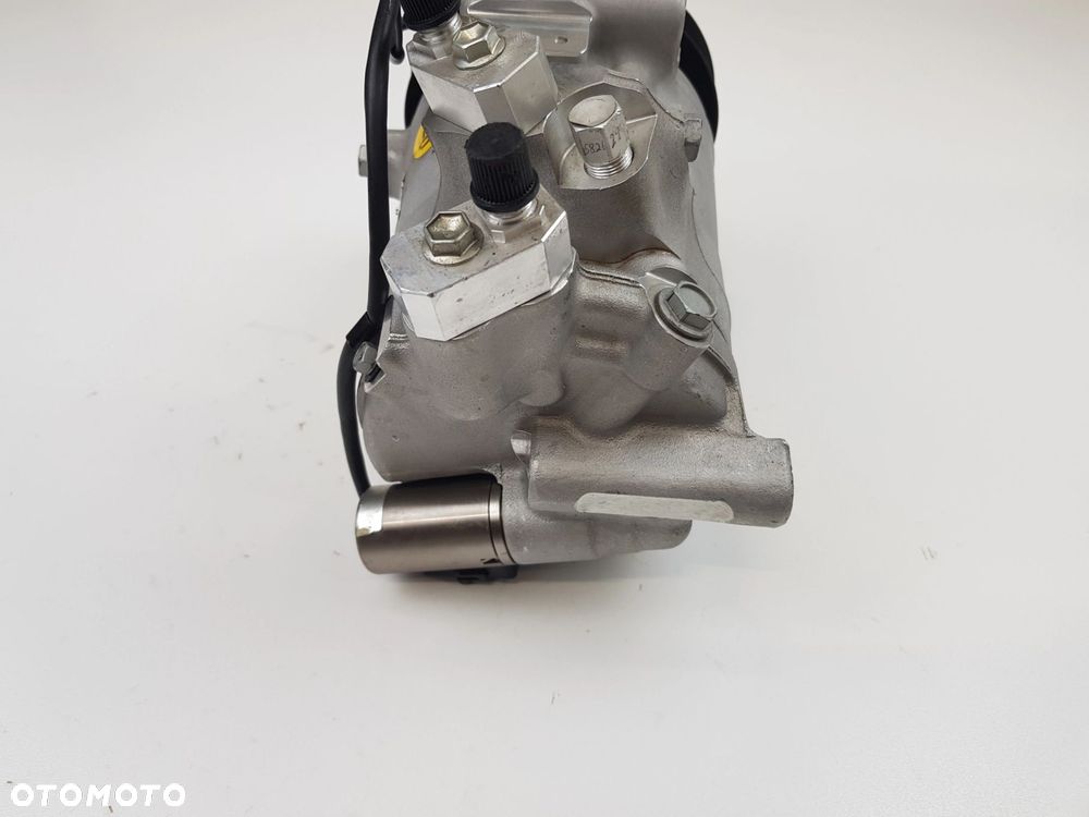 Kompresor Sprężarka klimatyzacji Volkswagen Audi A8 D5 4N0816551B - 9