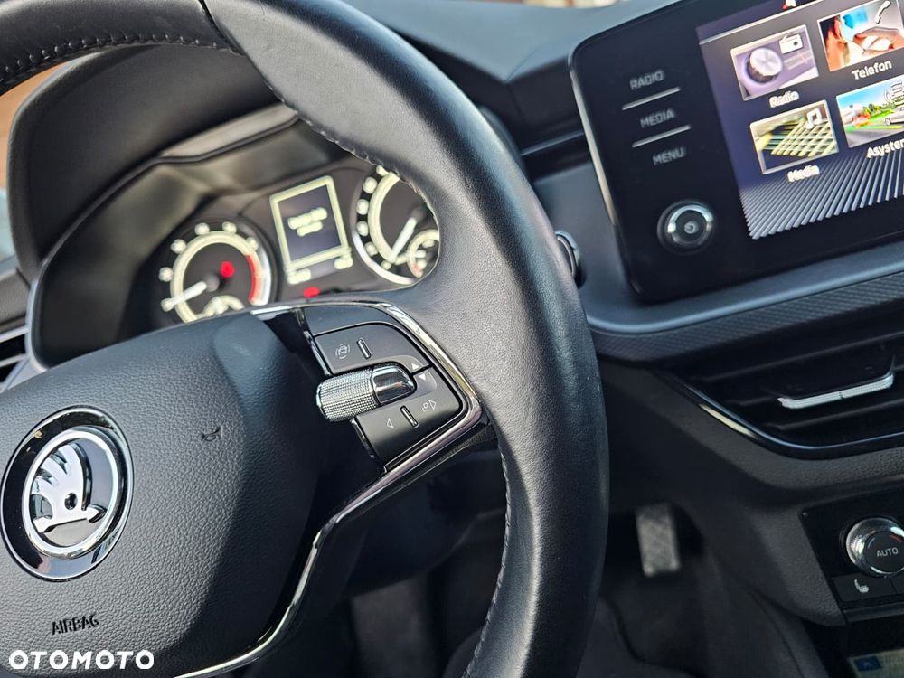 Skoda Kamiq 1.0 TSI Ambition DSG - 33