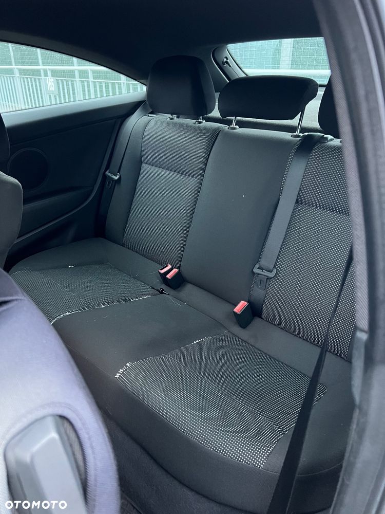 Opel Astra 1.9 CDTI Sport - 10