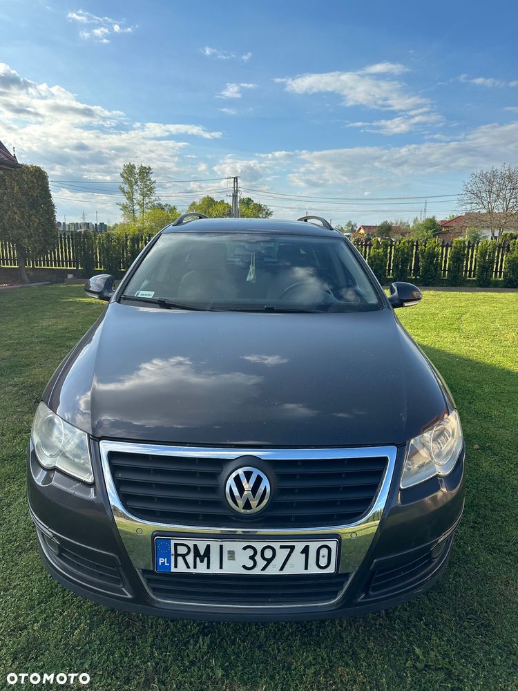 Volkswagen Passat 2.0 TDI DPF DSG Comfortline - 9