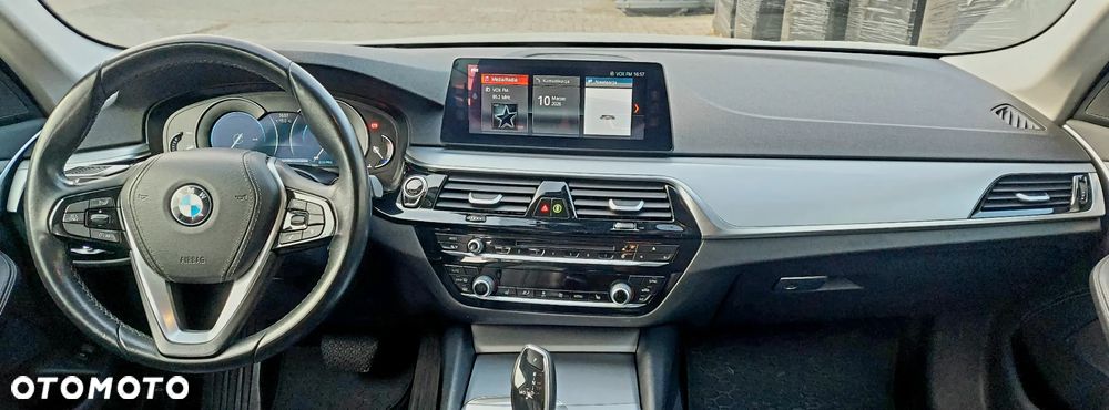 BMW Seria 5 520d - 7