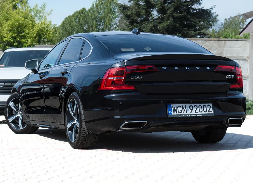 Volvo S90 D3 R-Design - 33