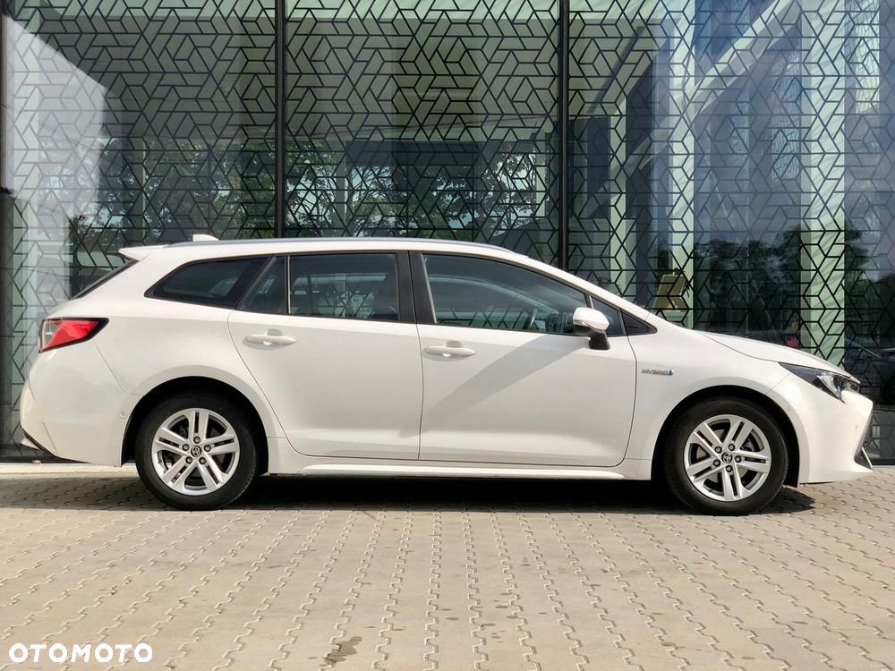 Toyota Corolla 1.8 Hybrid Comfort - 4