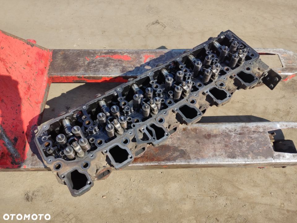 Głowica Renault Premium Midlum DXI7 - 1