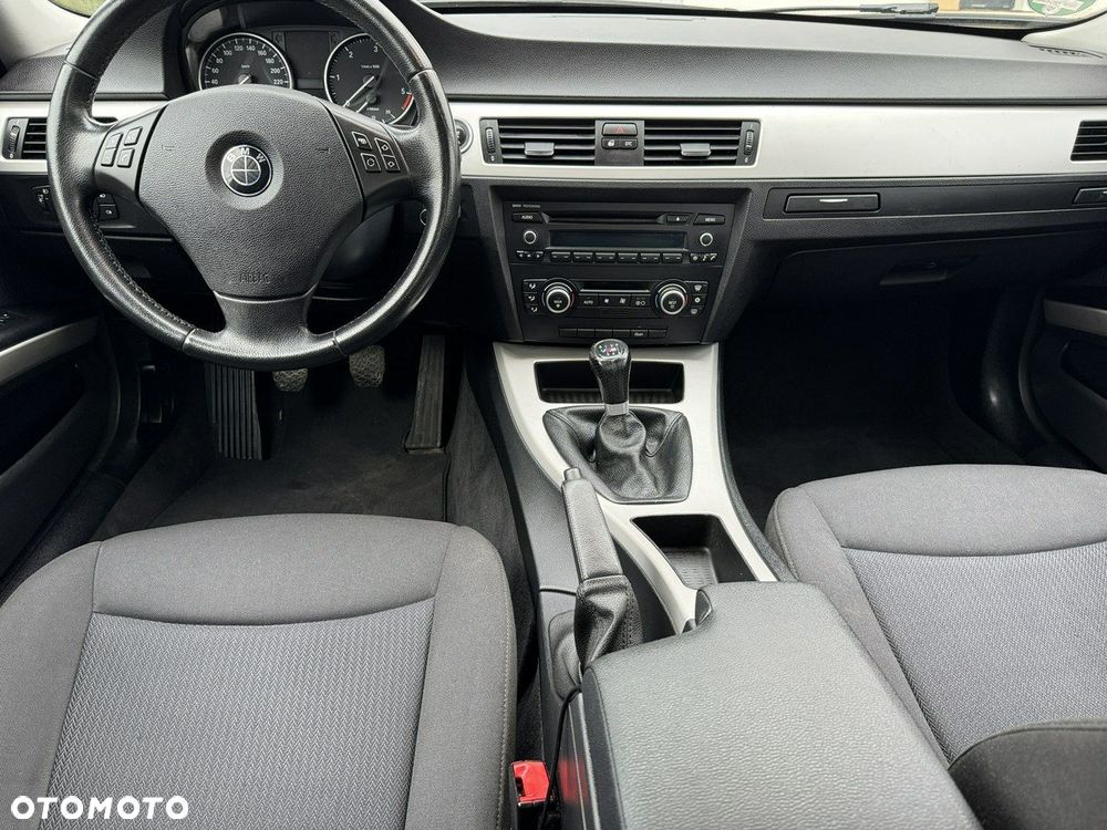 BMW Seria 3 - 20