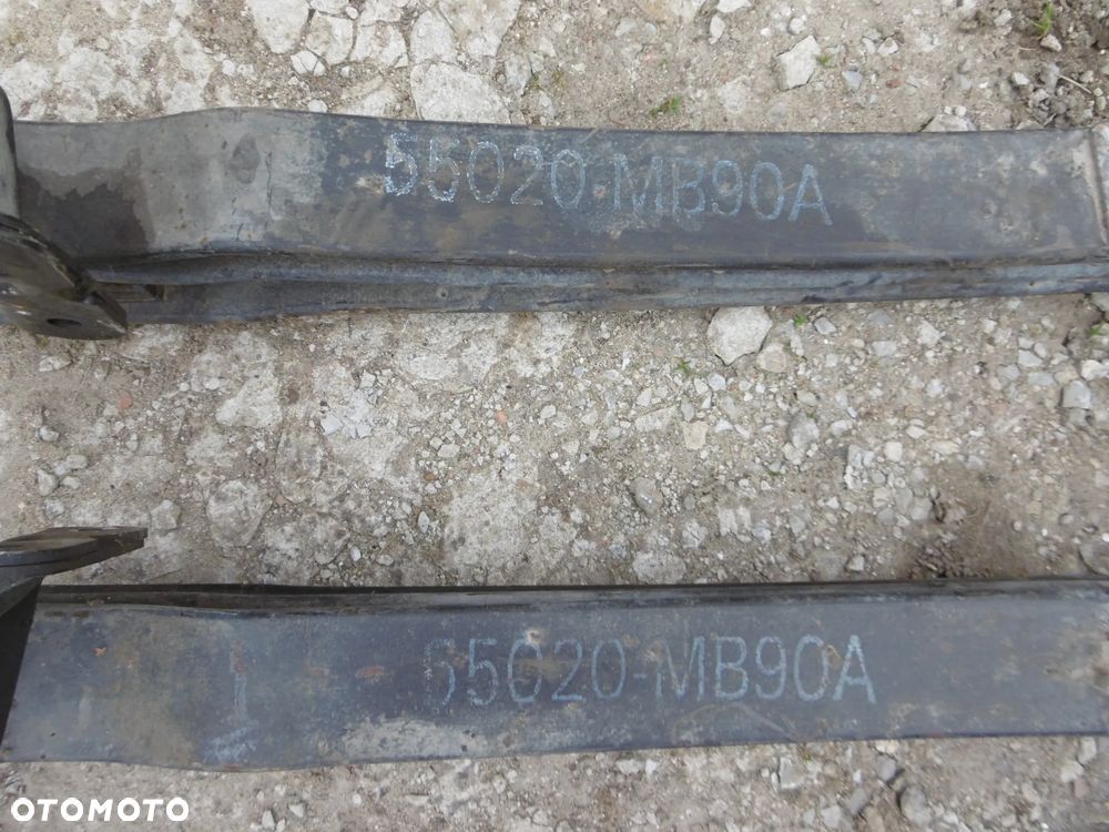 RESOR TYLNY MAXITY CABSTAR 55020MB90A - 2