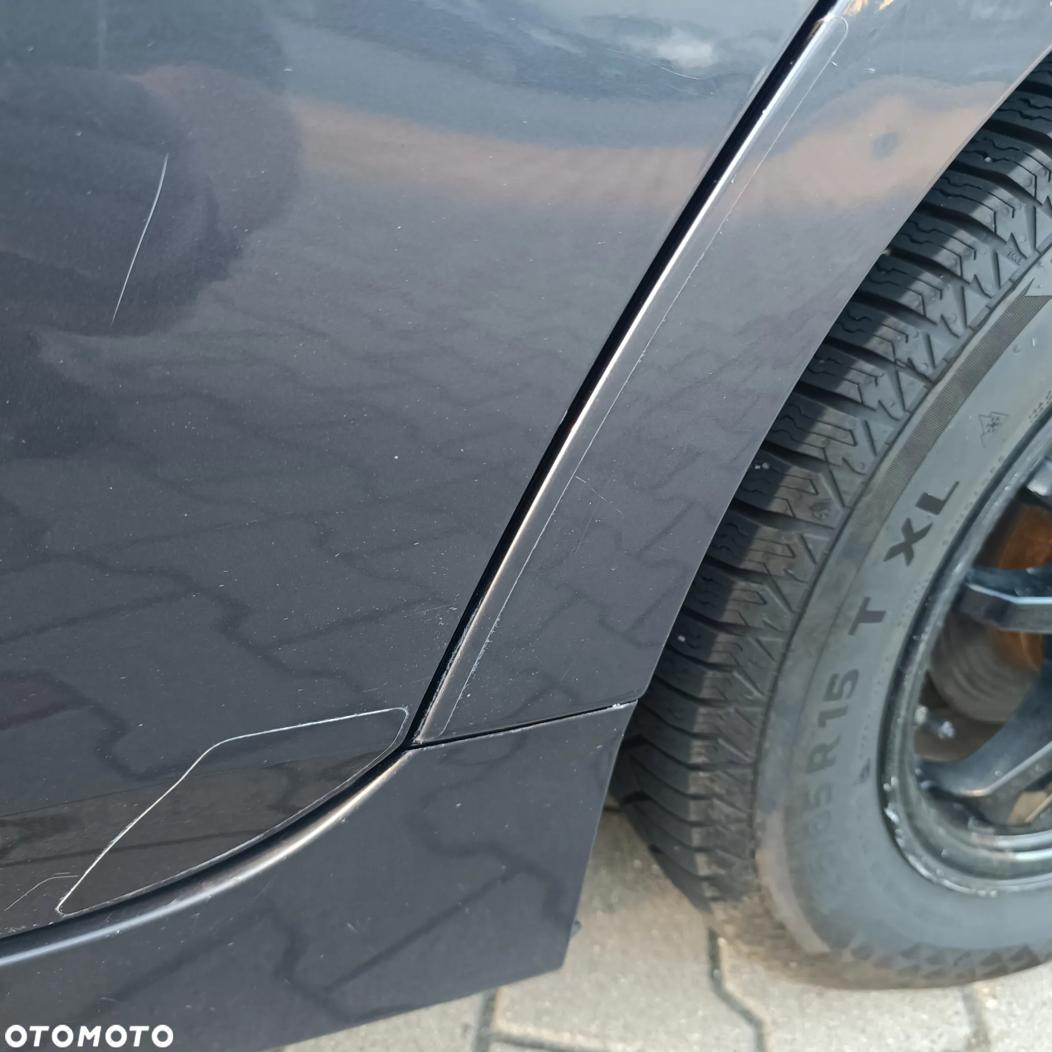 Toyota Prius (Hybrid) Life - 22