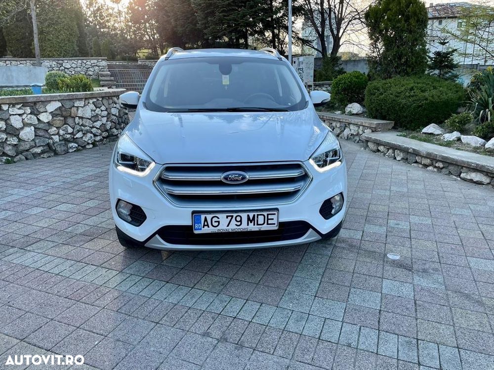 Ford Kuga 2.0 TDCi 4WD Powershift ST-Line - 1