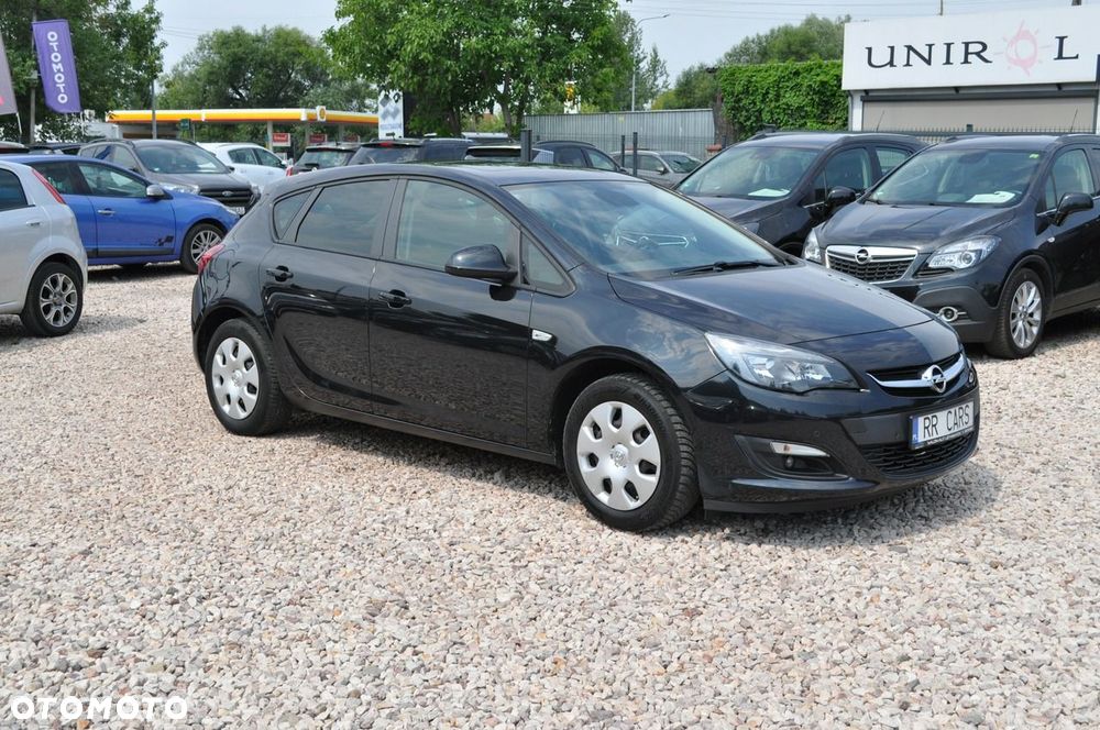 Opel Astra 1.6 Automatik Style - 2