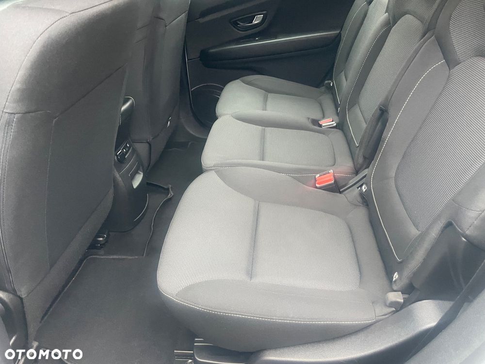 Renault Scenic BLUE dCi 120 BUSINESS EDITION - 30