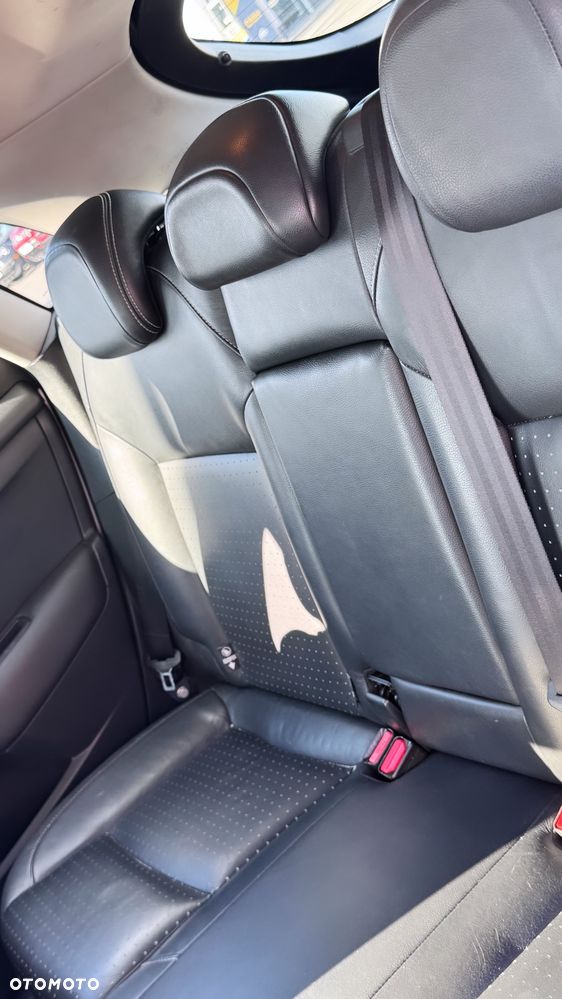Citroën C4 1.6 HDi My Way - 9