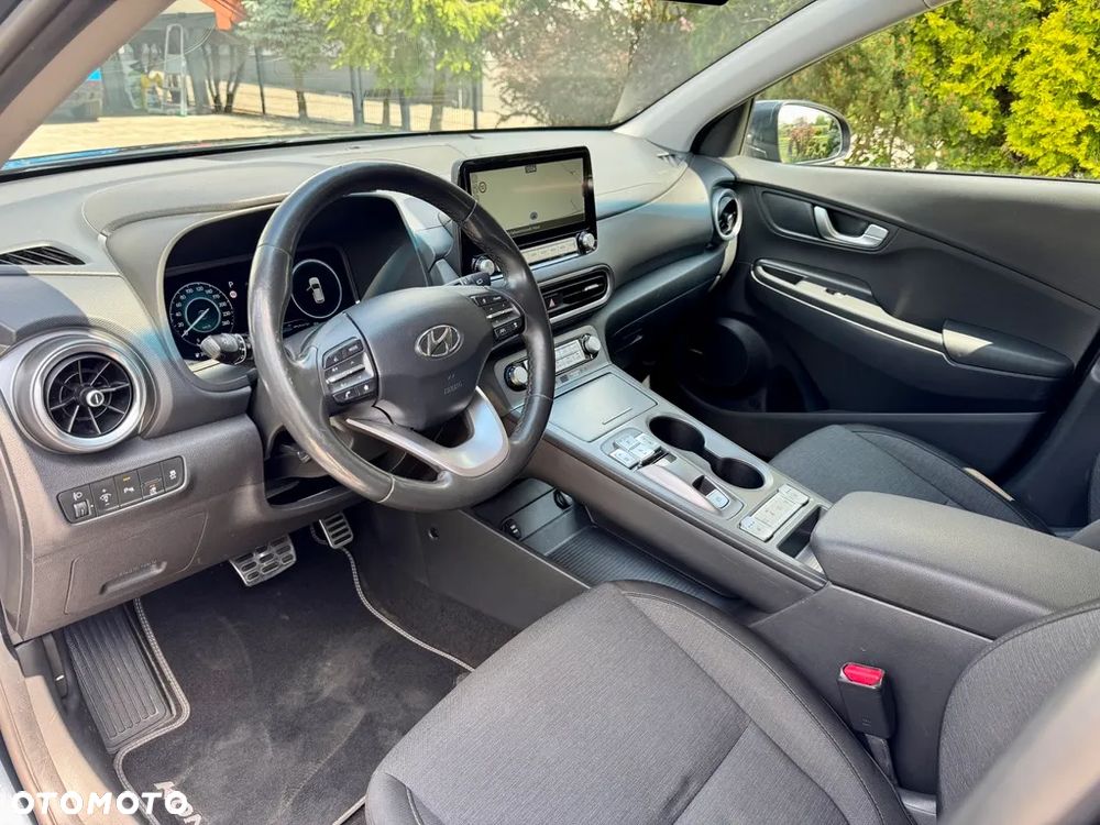 Hyundai Kona 64kWh Premium - 5