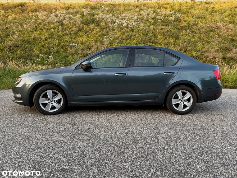 Skoda Octavia 1.5 TSI ACT Ambition - 8